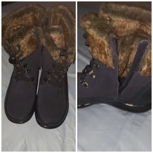 clarks fur lined ankle boots
